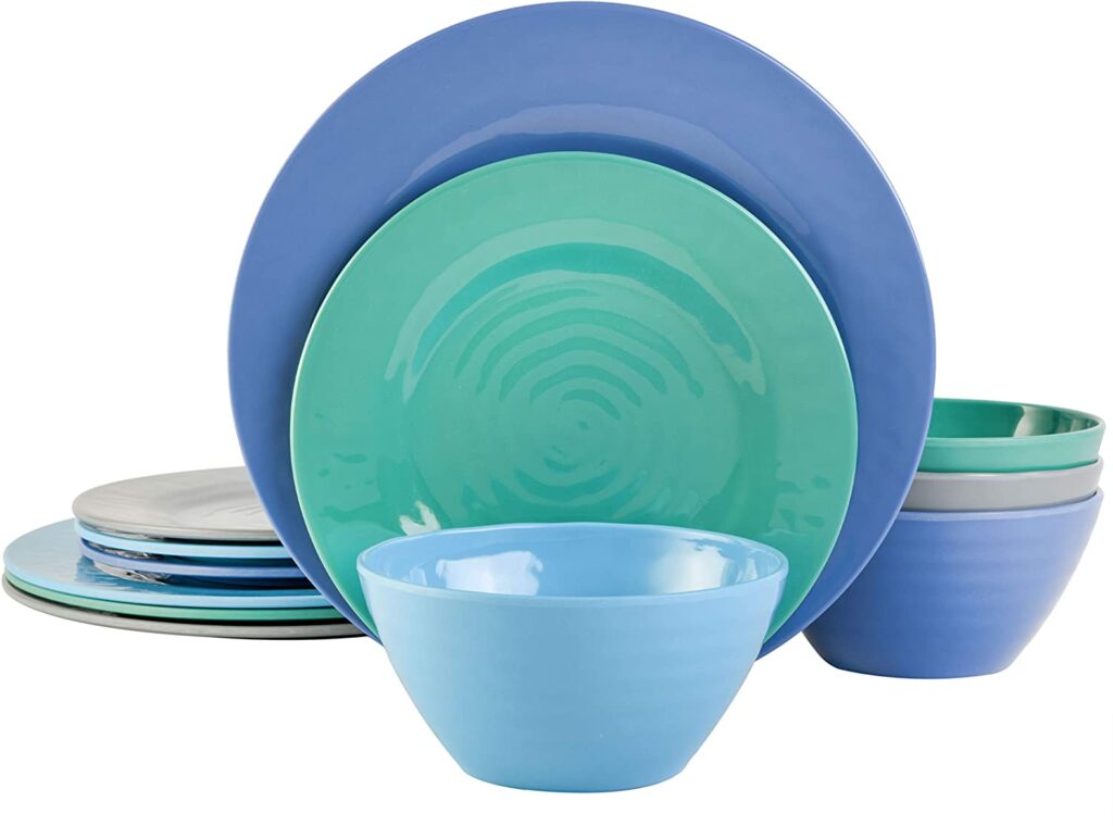 can melamine dinnerware be used in the microwave