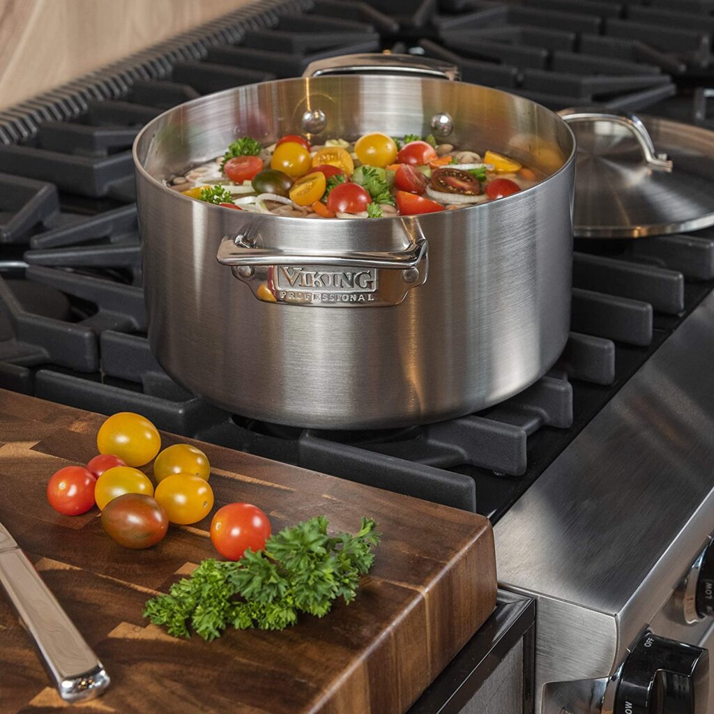 Viking professional stockpot with lid for everyday 