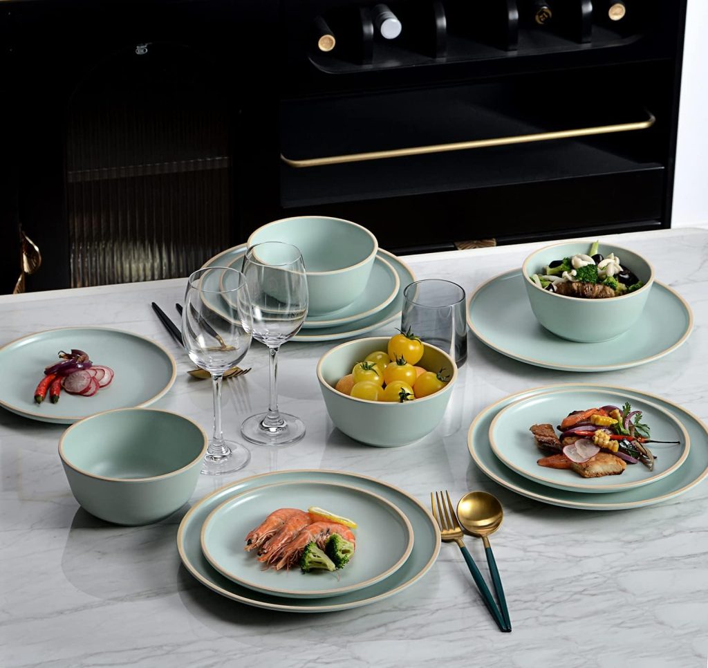 Melamine dinnerware plates and bowls